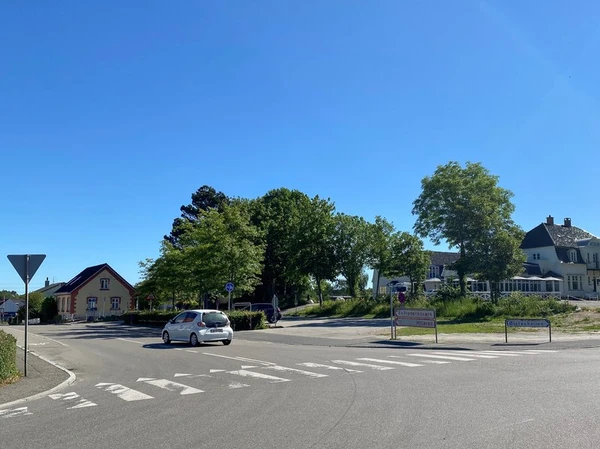 Hjørnet af Hovedgaden og Byvej i Ølsted.